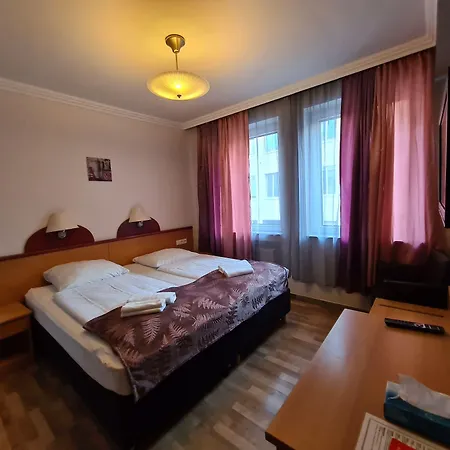 Cara 3* Kolín nad Rýnem