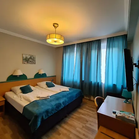 Cara 3* Kolín nad Rýnem