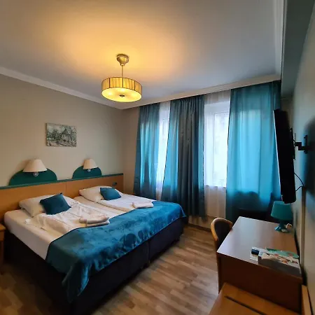 Cara Ξενοδοχείο