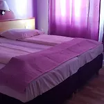 Cara Hotel 3*