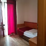 Cara 3* Köln