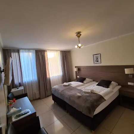 Hotel Cara Vita Cologne Hotel 3*