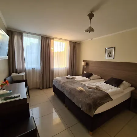 Cara Otel 3*