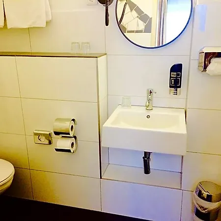 Hotel Cara Vita Cologne Hotel 3*