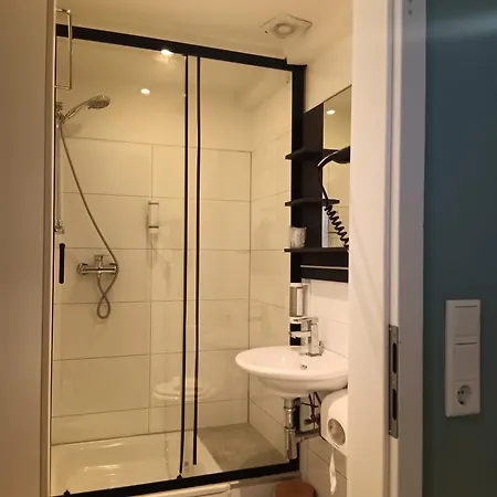 Otel Cara Köln