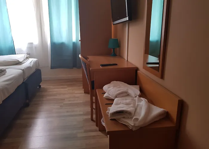 Cara Ξενοδοχείο