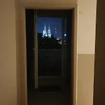 Cara ホテル 3*