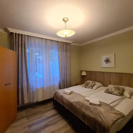 Ξενοδοχείο Cara 3*